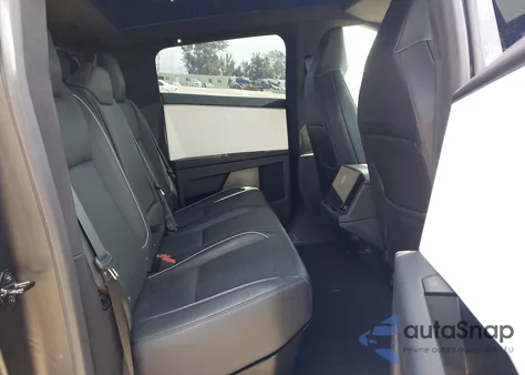 2024 Tesla Cybertruck All-Wheel Drive from USA, damaged, VIN 7G2CEHED7RA005181